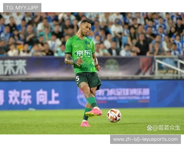 足球转会大户在国际转会市场上所展现的操作逻辑与资本路径